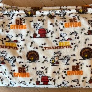 Berkshire Blanket Peanuts Snoopy Thanksgiving